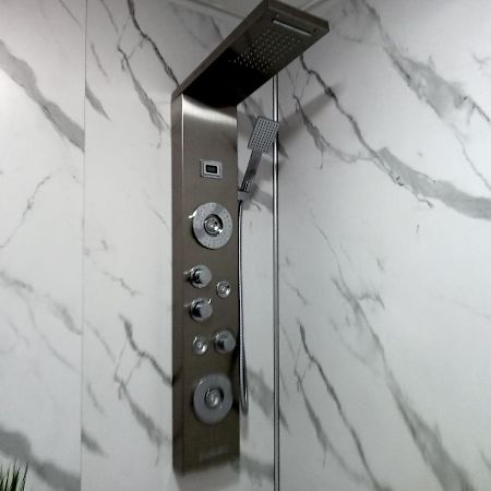 Studio Apartment In London, Bethnal Green Εξωτερικό φωτογραφία