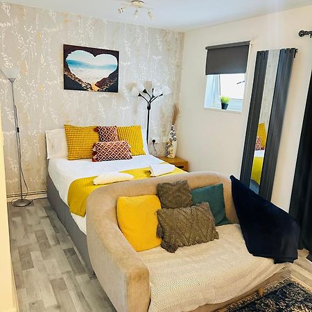 Studio Apartment In London, Bethnal Green Εξωτερικό φωτογραφία