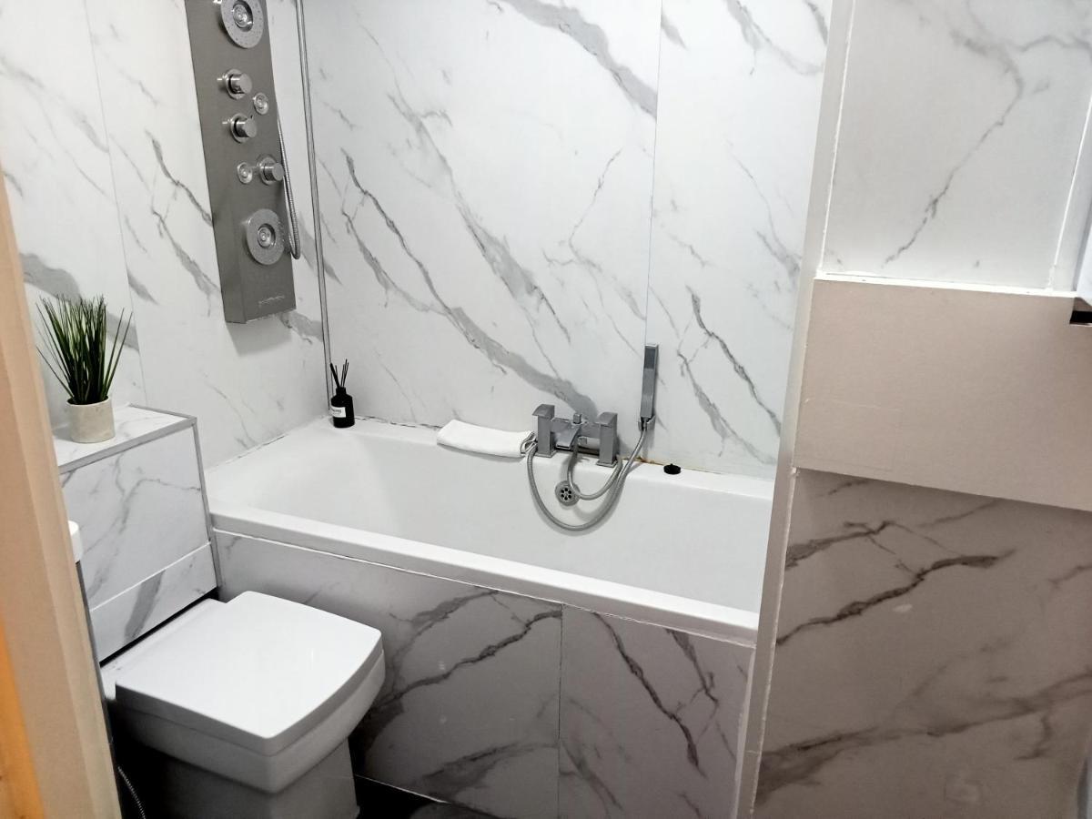 Studio Apartment In London, Bethnal Green Εξωτερικό φωτογραφία