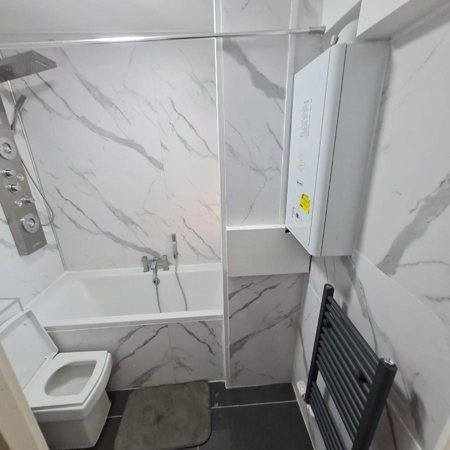 Studio Apartment In London, Bethnal Green Εξωτερικό φωτογραφία