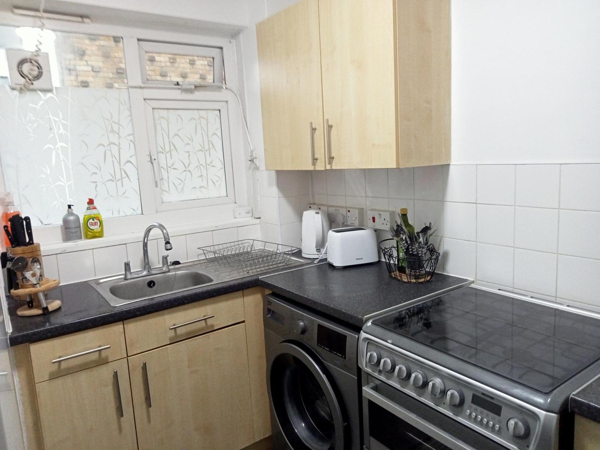 Studio Apartment In London, Bethnal Green Εξωτερικό φωτογραφία