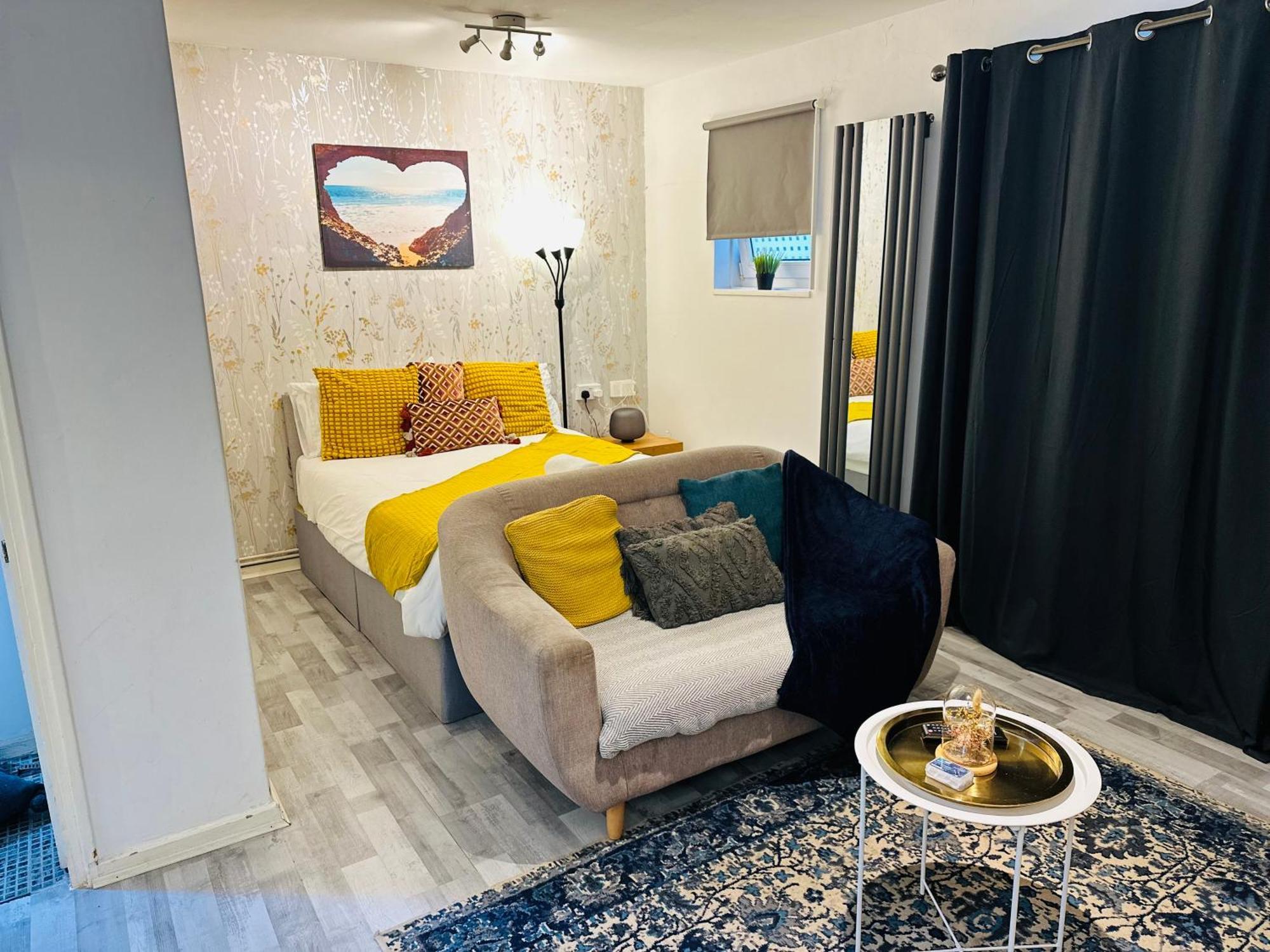 Studio Apartment In London, Bethnal Green Εξωτερικό φωτογραφία